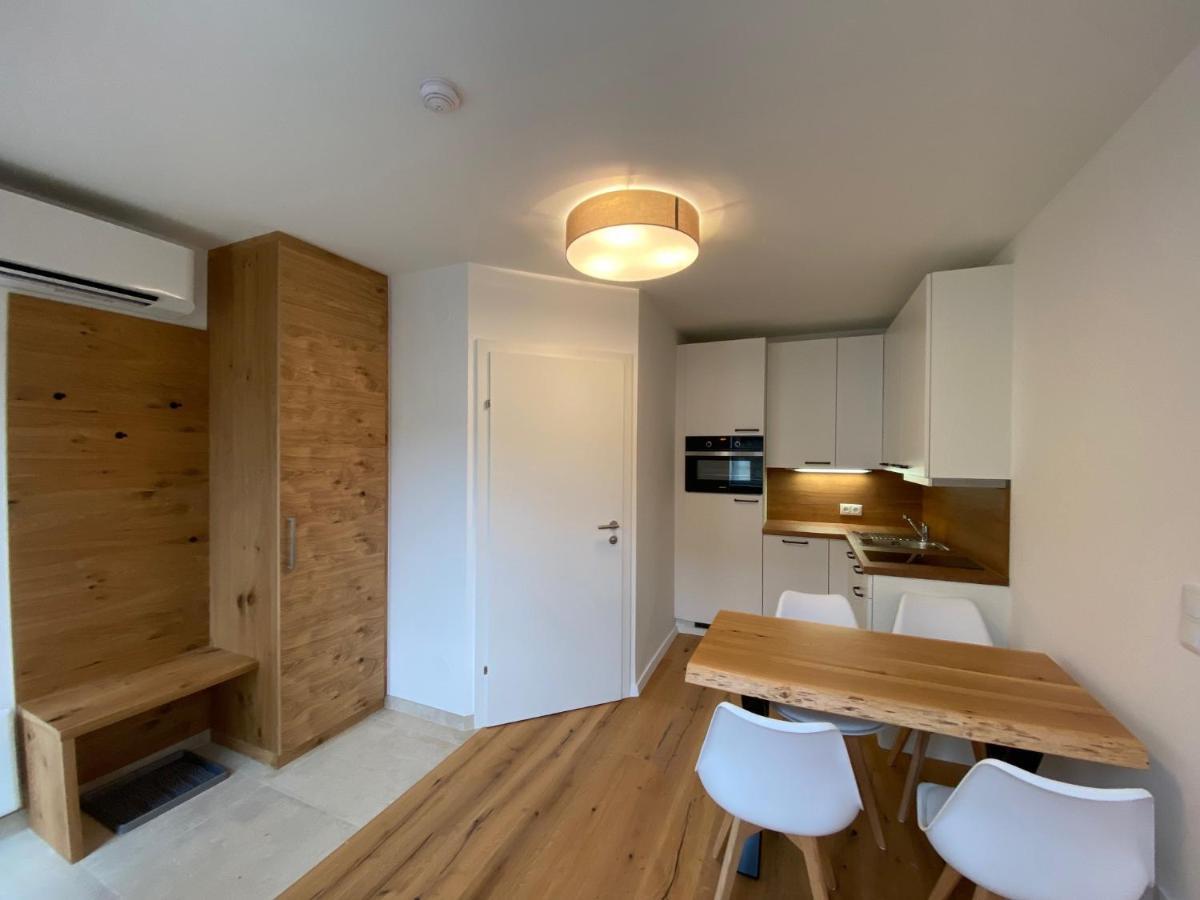 Apartments Freitag - H1 Winden am See Экстерьер фото