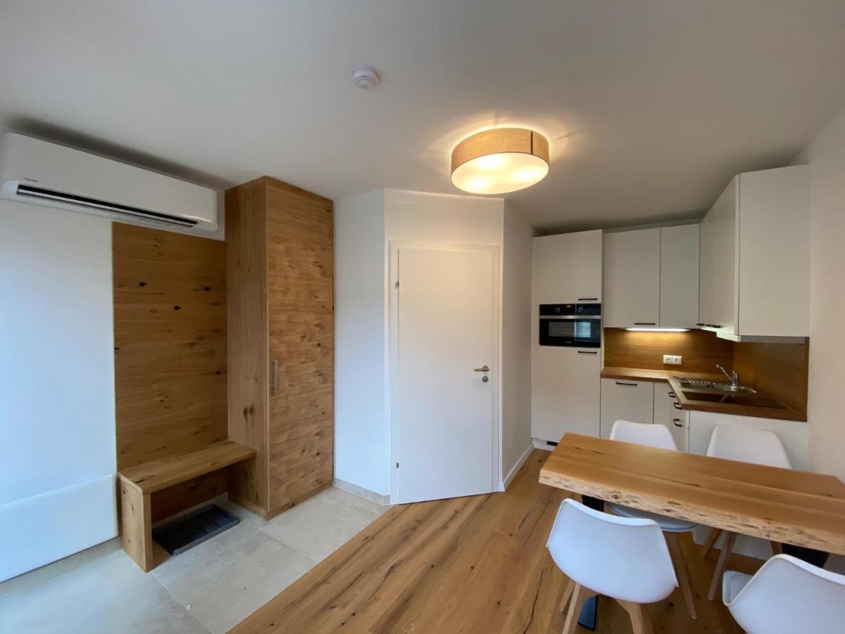 Apartments Freitag - H1 Winden am See Экстерьер фото