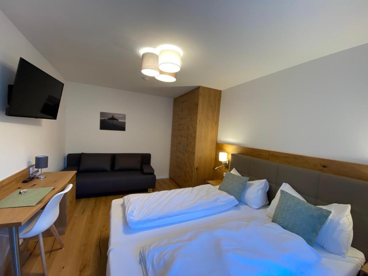 Apartments Freitag - H1 Winden am See Экстерьер фото