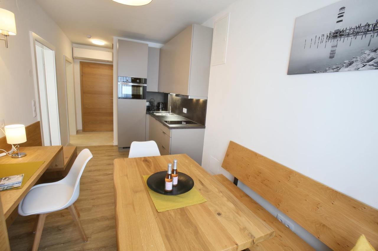 Apartments Freitag - H1 Winden am See Экстерьер фото